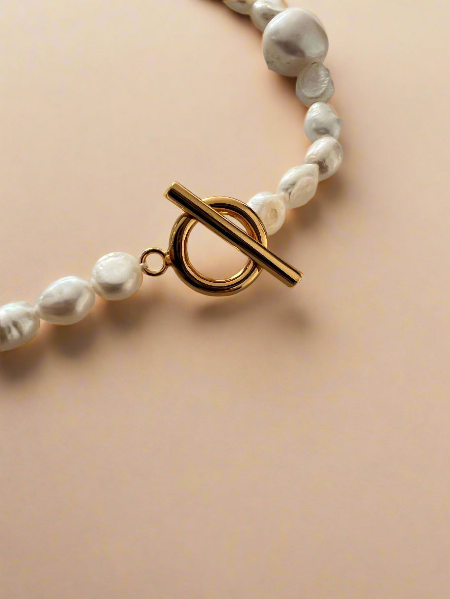Baroque & Freshwater Pearl T Bar Necklace-1