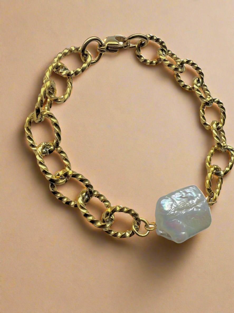 Textured Link Pearl Bracelet-2