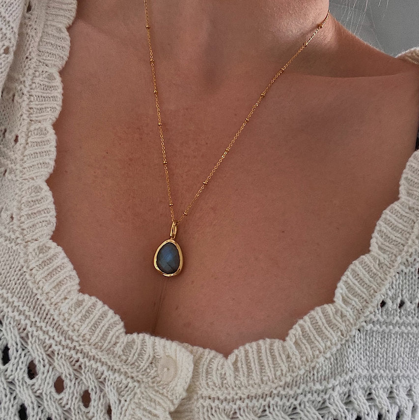 Labradorite Gemstone Necklace-1