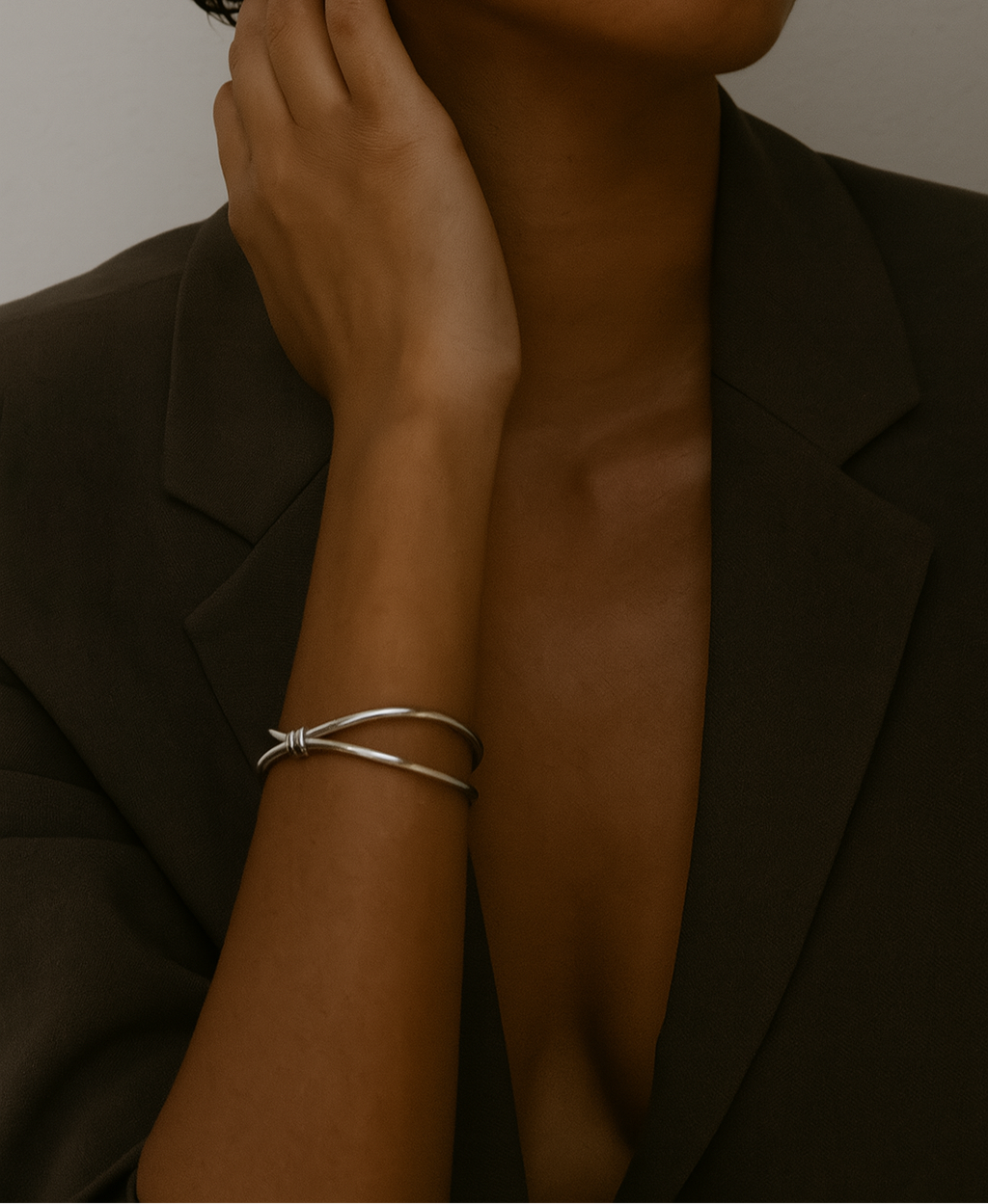 Knot Cuff Bracelet-3