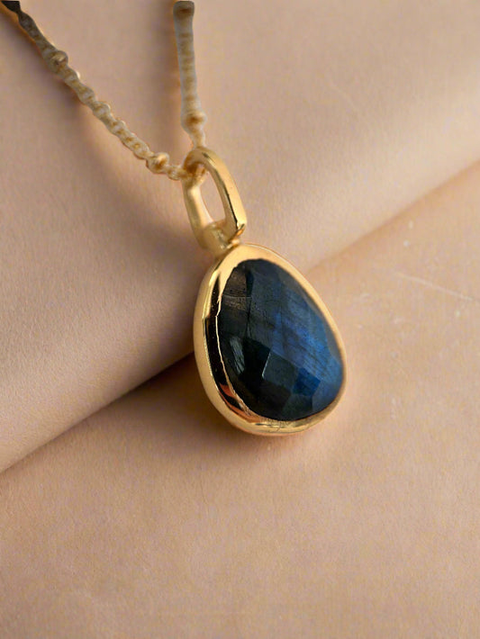 Labradorite Gemstone Necklace-0
