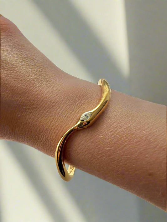 Molten Wavy Bangle-0
