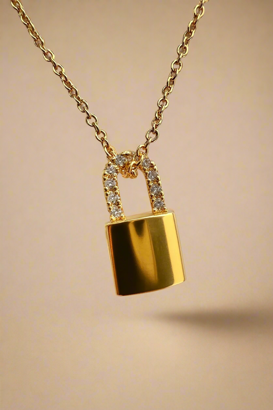 Padlock Necklace-0